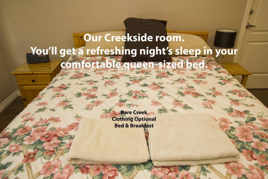 Bare Creek Bed & Breakfast Surrey Bagian luar foto